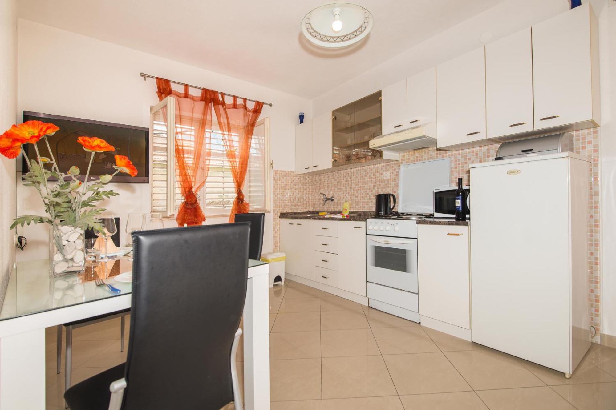Apartments Marieta Makarska Rom bilde