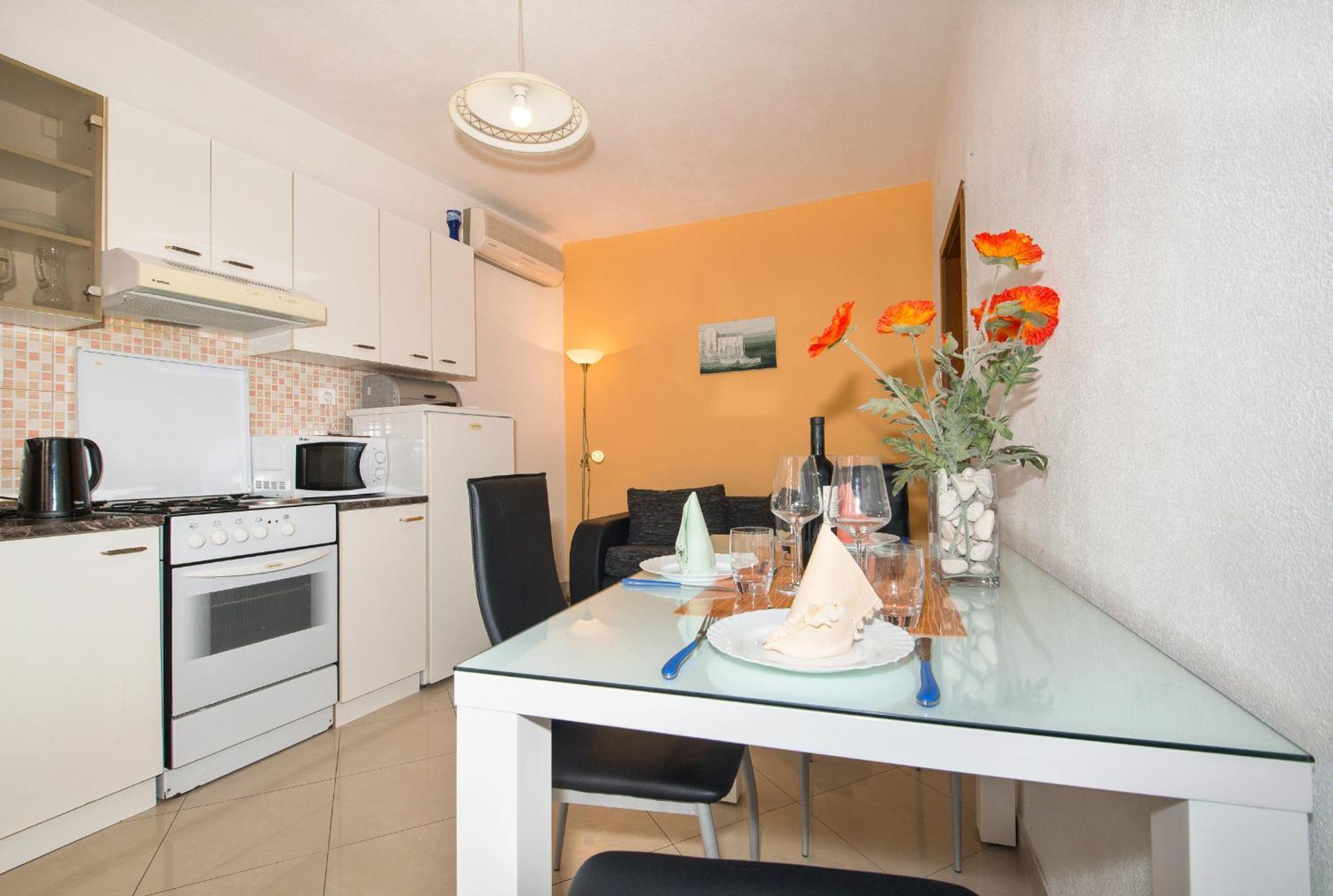 Apartments Marieta Makarska Rom bilde