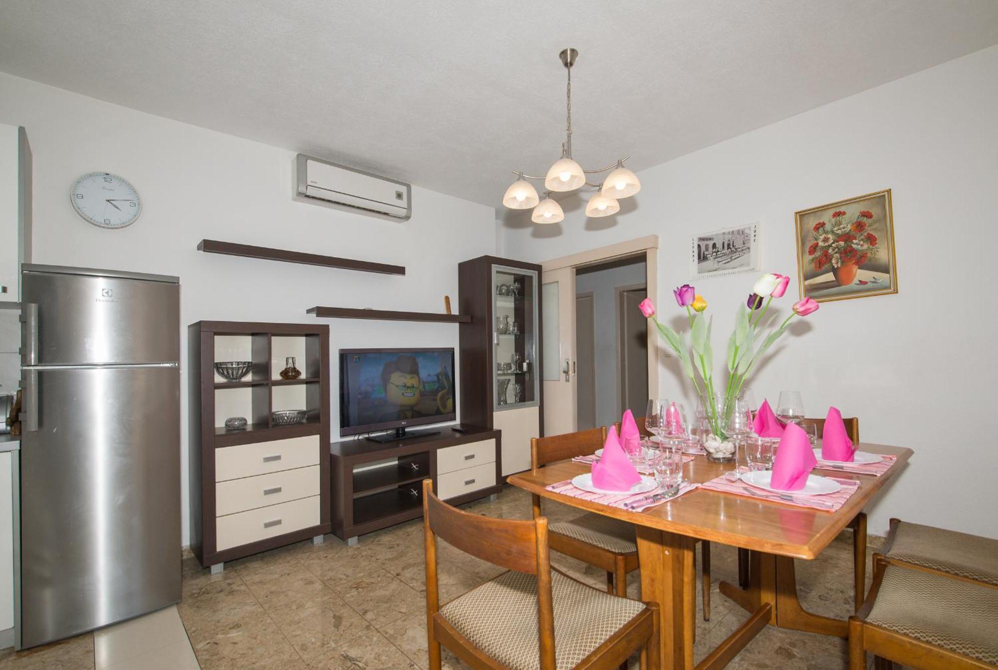 Apartments Marieta Makarska Rom bilde