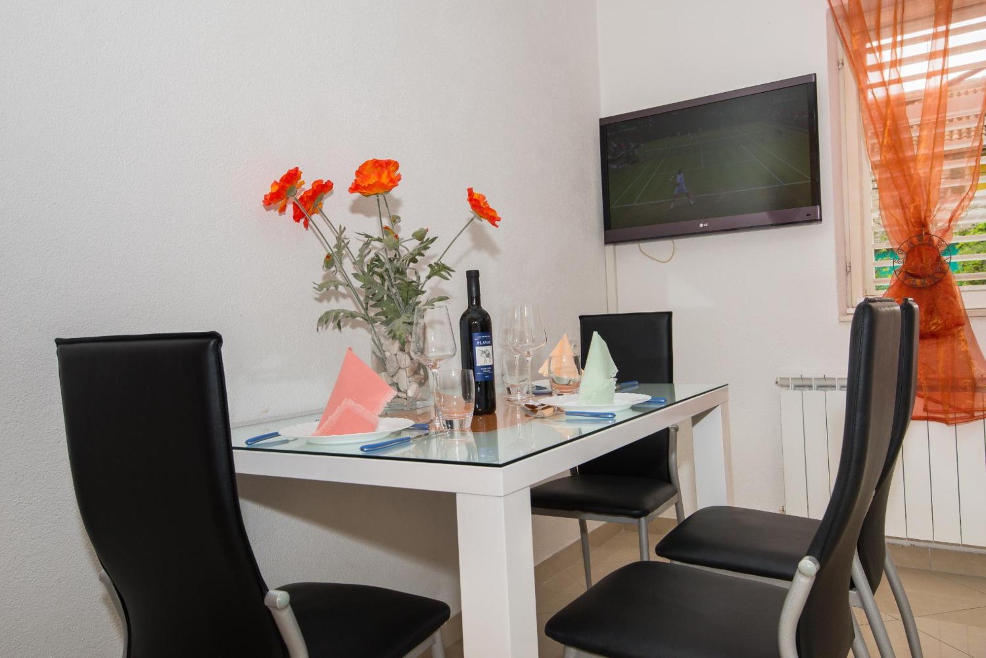 Apartments Marieta Makarska Rom bilde